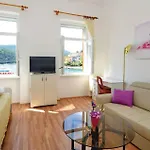 In 51834 Apartamento