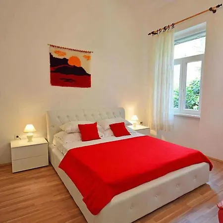 Apartment In 51834 Rabac